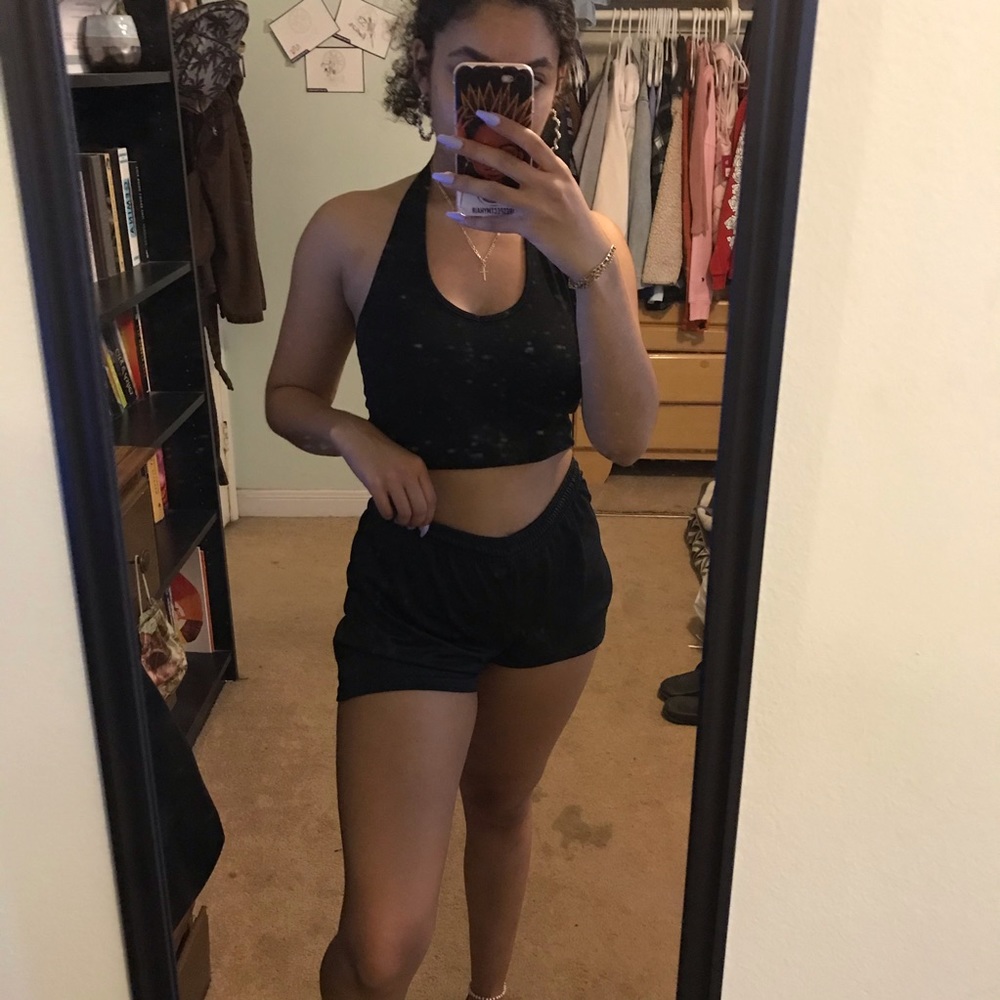 BASIC BLACK BASKETBALL SHORTS